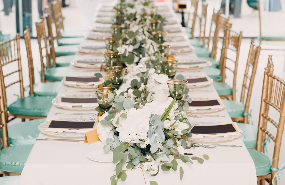 ข้อดีของการจัดเลี้ยงแบบ Long Table งานแต่ง.jpg
